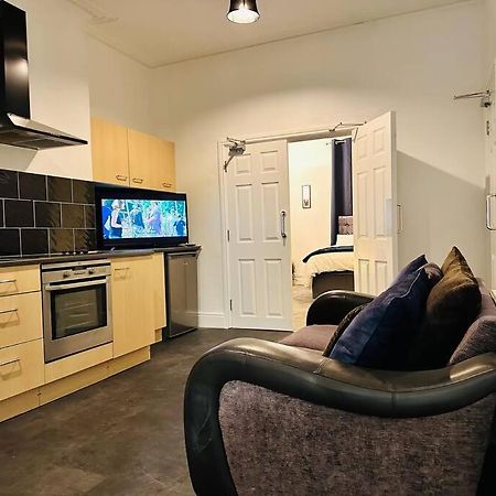 Bespoke 2 Bedroom Apt Derby City Экстерьер фото