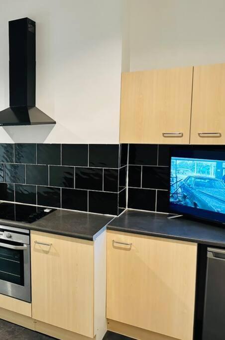 Bespoke 2 Bedroom Apt Derby City Экстерьер фото