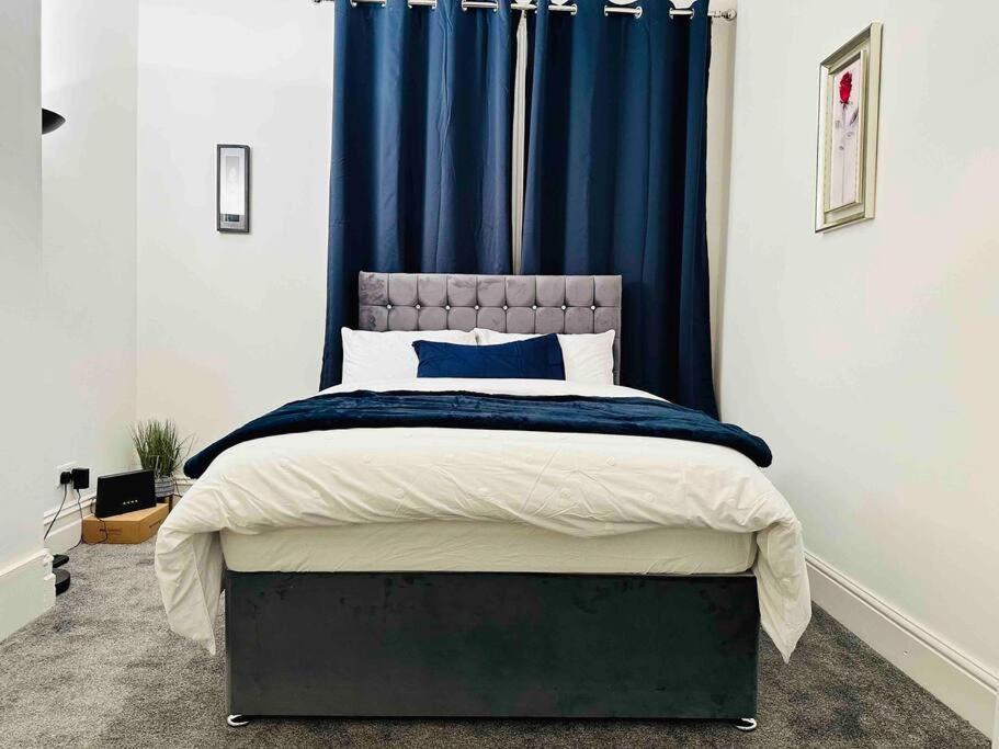 Bespoke 2 Bedroom Apt Derby City Экстерьер фото