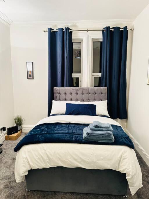Bespoke 2 Bedroom Apt Derby City Экстерьер фото