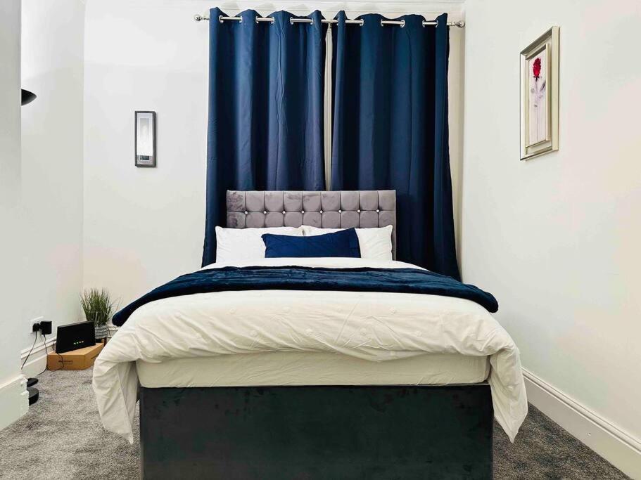 Bespoke 2 Bedroom Apt Derby City Экстерьер фото