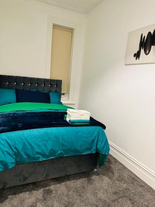 Bespoke 2 Bedroom Apt Derby City Экстерьер фото