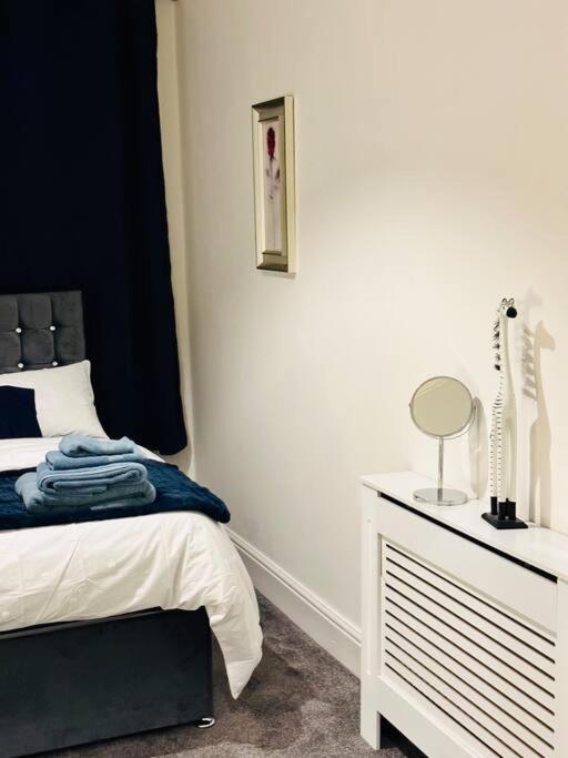 Bespoke 2 Bedroom Apt Derby City Экстерьер фото
