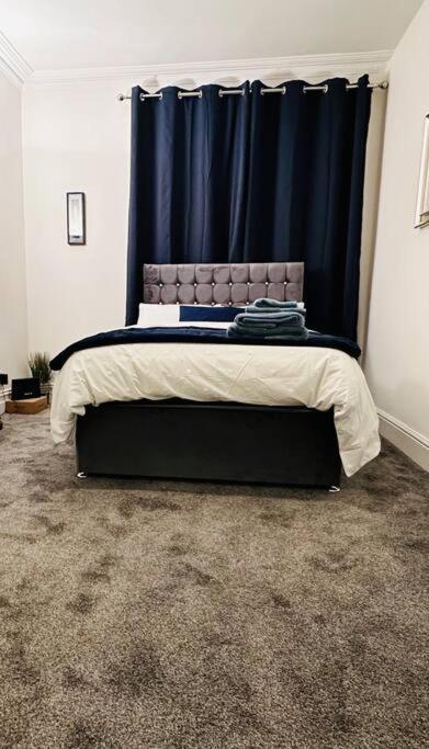 Bespoke 2 Bedroom Apt Derby City Экстерьер фото