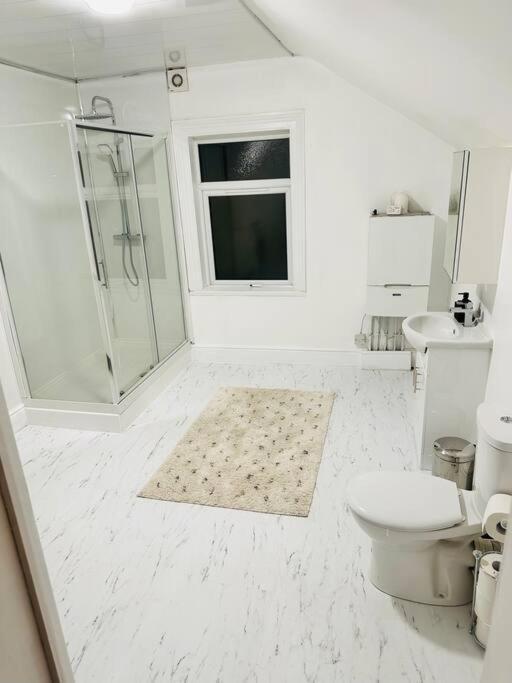 Bespoke 2 Bedroom Apt Derby City Экстерьер фото