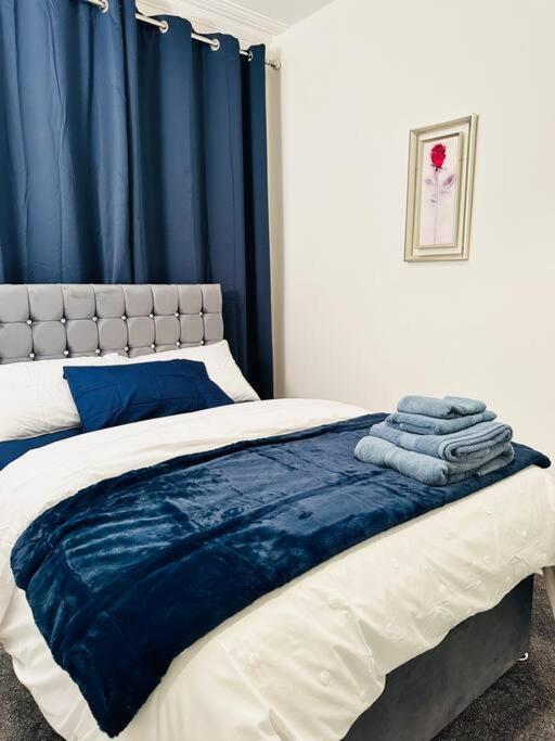 Bespoke 2 Bedroom Apt Derby City Экстерьер фото